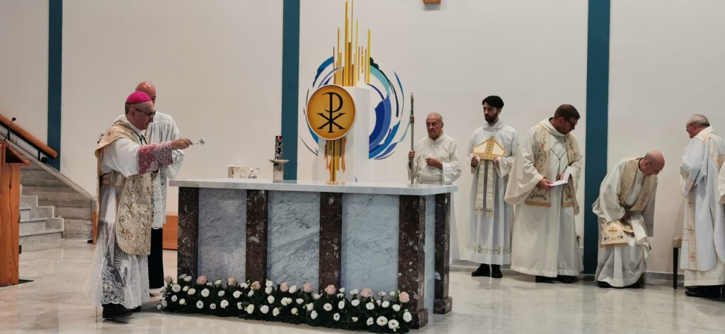 Benedizione acqua - Dedicazione e consacrazione della chiesa