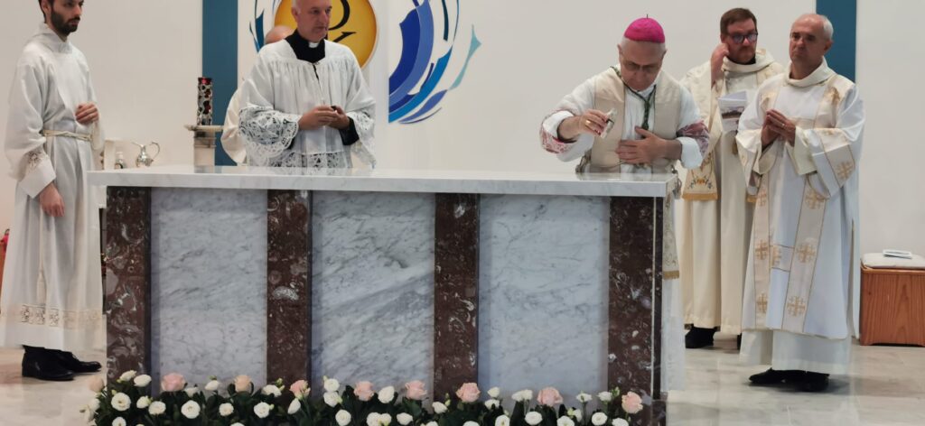 Dedicazione e consacrazione della chiesa